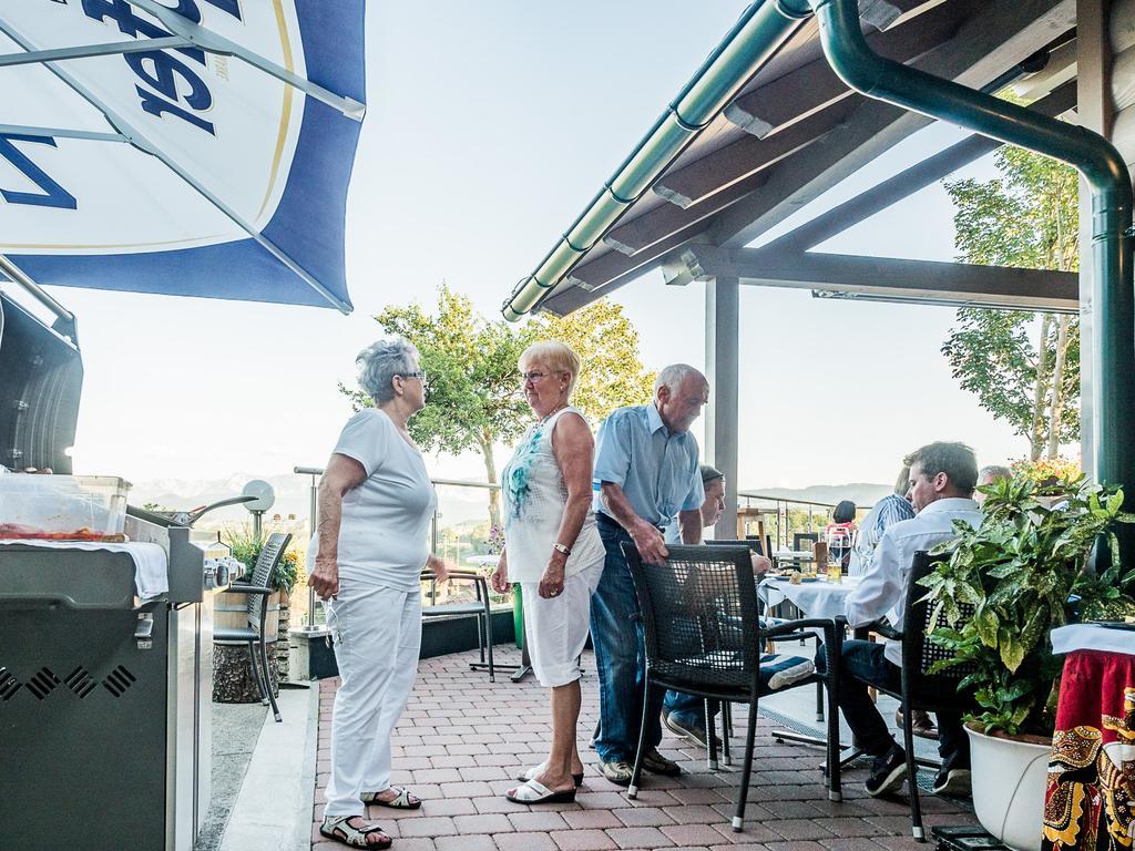 Hotel Siri'S Einkehr à Sankt Georgen im Attergau Extérieur photo