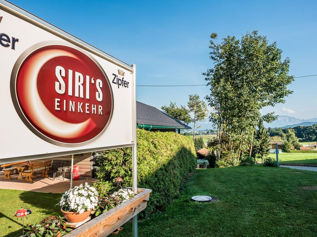 Hotel Siri'S Einkehr à Sankt Georgen im Attergau Extérieur photo